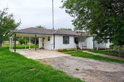 1778 Fm 1704 #C, Elgin, TX 78621 - Photo 1