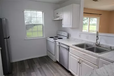 1778 Fm 1704 #C, Elgin, TX 78621 - Photo 3