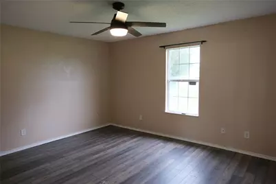 1778 Fm 1704 #C, Elgin, TX 78621 - Photo 7