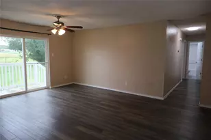 1778 Fm 1704, Elgin, TX 78621 - Photo 11