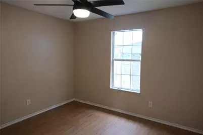 1778 Fm 1704 #C, Elgin, TX 78621 - Photo 9
