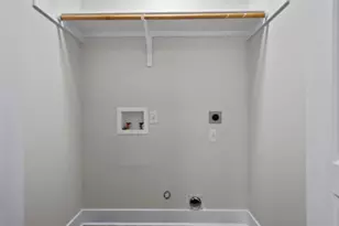 4913 Single Shot Cir, Austin, TX 78723 - Photo 17