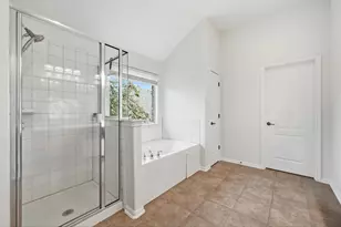 12613 Palfrey Dr, Austin, TX 78727 - Photo 23