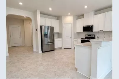 2101 Split Diamond Way #40, Round Rock, TX 78664 - Photo 3