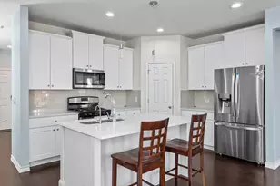 12104 Cimaizon Dr, Austin, TX 78725 - Photo 3