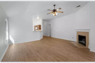 114 Gainer Drive, Hutto, TX 78634 - Photo 9