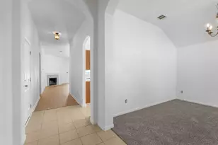 114 Gainer Dr, Hutto, TX 78634 - Photo 3