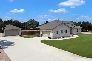 404 First Down Dash, Burnet, TX 78611 - Photo 3