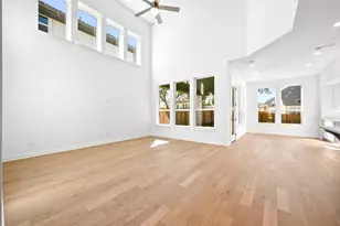 221 Wild Lily Trl, Georgetown, TX 78628 - Photo 11