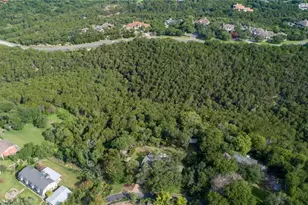 610 Lancelot Way, Austin, TX 78746 - Photo 5