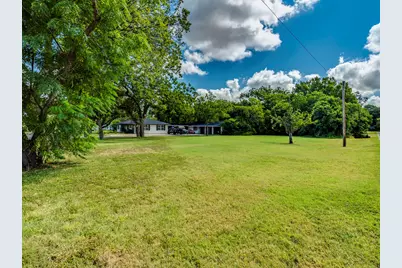301 Railroad Street, Buda, TX 78610 - Photo 9