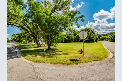 301 Railroad Street, Buda, TX 78610 - Photo 19