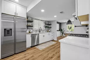 7819 Palacios Dr, Austin, TX 78749 - Photo 11