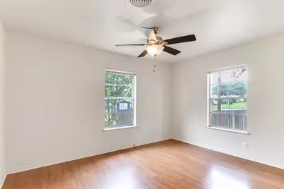 1800 Rhodes Road, Austin, TX 78721 - Photo 7