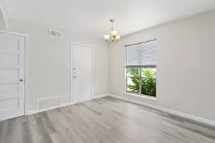 1813 Woodland Ave, Austin, TX 78741 - Photo 5