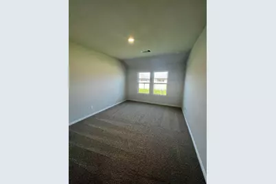 320 Belmont Place, Lockhart, TX 78644 - Photo 15