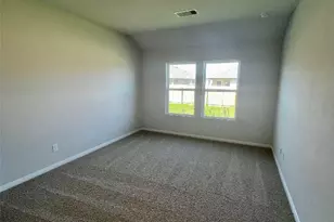 320 Belmont Pl, Lockhart, TX 78644 - Photo 15