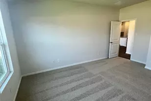 320 Belmont Pl, Lockhart, TX 78644 - Photo 13