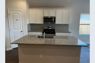 320 Belmont Place, Lockhart, TX 78644 - Photo 11