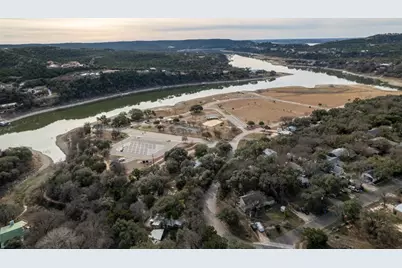 18110 Park Drive, Jonestown, TX 78645 - Photo 11