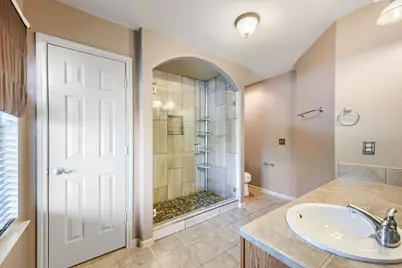 7425 Thannas Way, Austin, TX 78744 - Photo 13