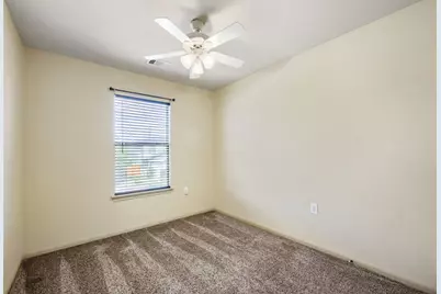 7425 Thannas Way, Austin, TX 78744 - Photo 15