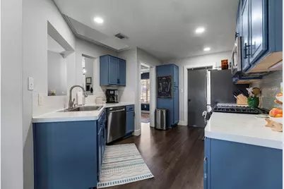 1003 Sunset Canyon Drive S, Dripping Springs, TX 78620 - Photo 19