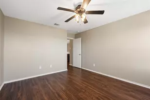 245 Loon Lake Dr, Kyle, TX 78640 - Photo 5