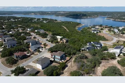 406 Summit Ridge Drive N, Lago Vista, TX 78645 - Photo 21