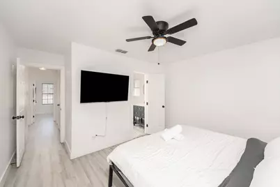 7300 Lazy Creek Drive, Austin, TX 78724 - Photo 11