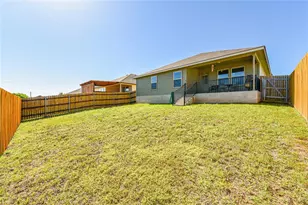 348 Jacquard Ct, Troy, TX 76579 - Photo 17