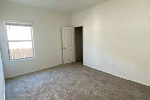 7412 Tonka Ln, Austin, TX 78744 - Photo 5