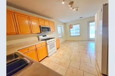 15528 Miss Adriennes Path, Pflugerville, TX 78660 - Photo 7