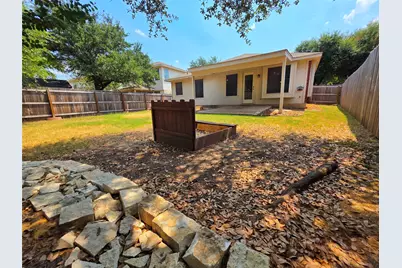 15528 Miss Adriennes Path, Pflugerville, TX 78660 - Photo 25