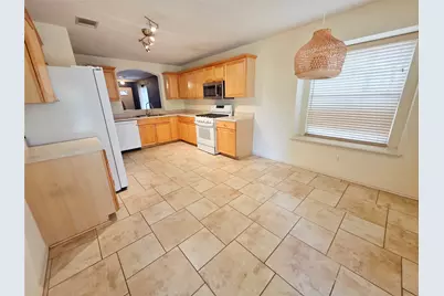 15528 Miss Adriennes Path, Pflugerville, TX 78660 - Photo 9