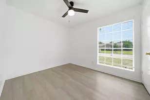 1913 Denfield Dr, Round Rock, TX 78664 - Photo 15