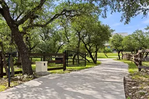 1051 Trailhead Cir, Dripping Springs, TX 78620 - Photo 3
