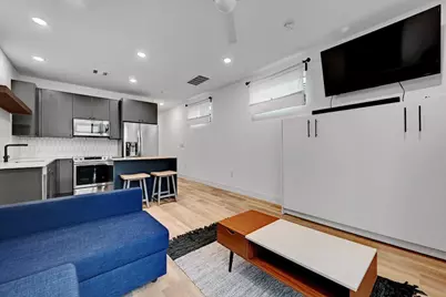 2709 E 5th Street #1303, Austin, TX 78702 - Photo 9