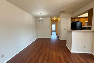 8700 Clearbrook Trail, Austin, TX 78729 - Photo 9