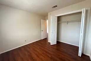 8700 Clearbrook Trail, Austin, TX 78729 - Photo 19