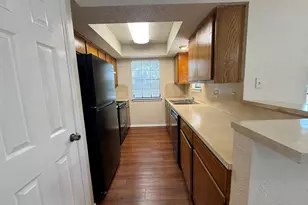 8700 Clearbrook Trail, Austin, TX 78729 - Photo 11