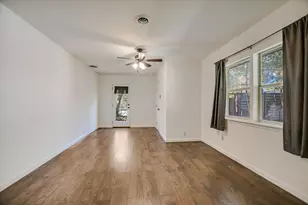 1601 E 19th St, Georgetown, TX 78626 - Photo 13