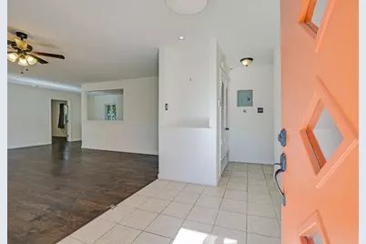 1601 E 19th Street, Georgetown, TX 78626 - Photo 5