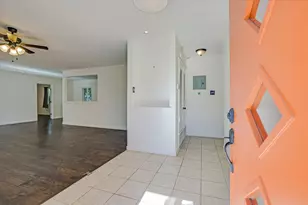 1601 E 19th St, Georgetown, TX 78626 - Photo 5