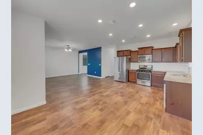 717 Twisted Oaks Lane, Buda, TX 78610 - Photo 9