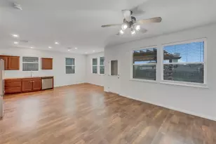 717 Twisted Oaks Ln, Buda, TX 78610 - Photo 3