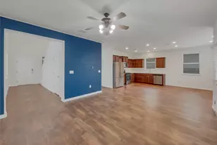 717 Twisted Oaks Ln, Buda, TX 78610 - Photo 7