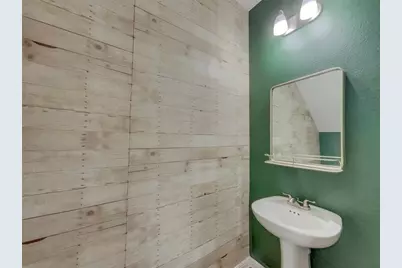 717 Twisted Oaks Lane, Buda, TX 78610 - Photo 17