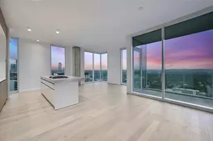 313 W 17th St, Austin, TX 78701 - Photo 3