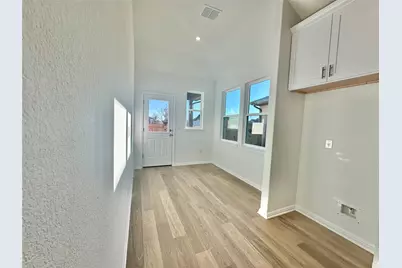 305 Porter Country Parkway, Buda, TX 78610 - Photo 7